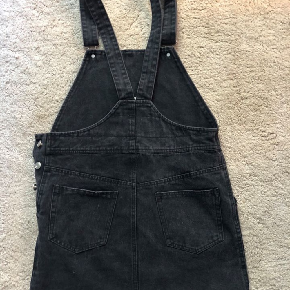 victoria & sophia black overall skirt